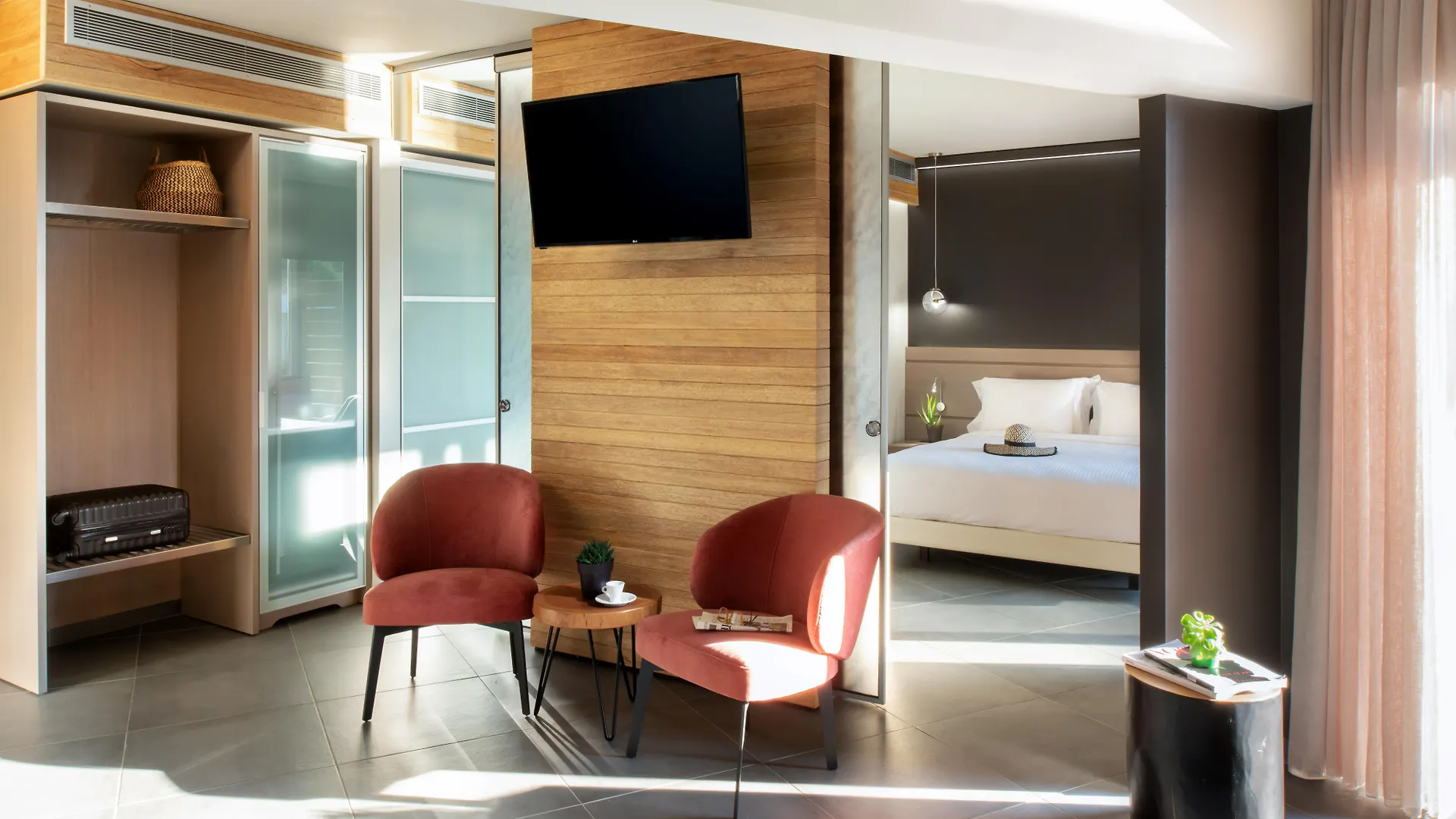 Resort Blue Dolphin Hotel Metamorfosi