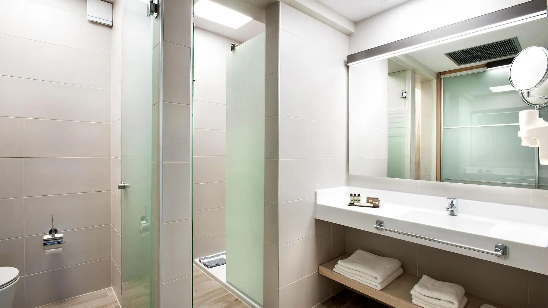 Blue Dolphin Hotel Metamorfosi