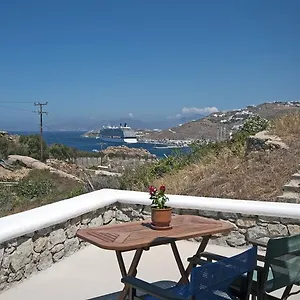 https://marinas-house-tourlos.hotels-in-mykonosisland.net